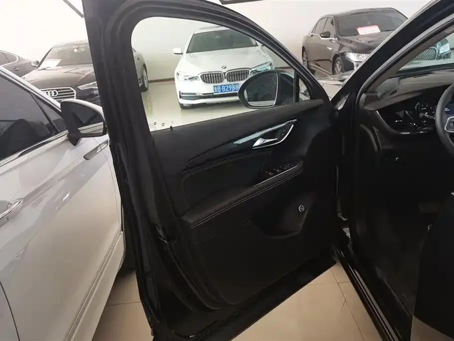 Buick Envision Plus — фото 7