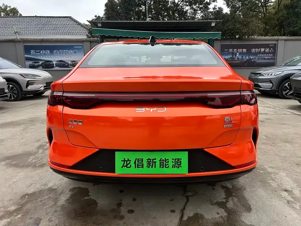 BYD Qin L — фото 7