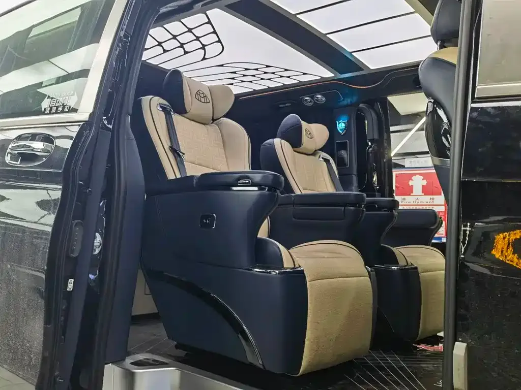 Mercedes-Benz Vito — фото 10