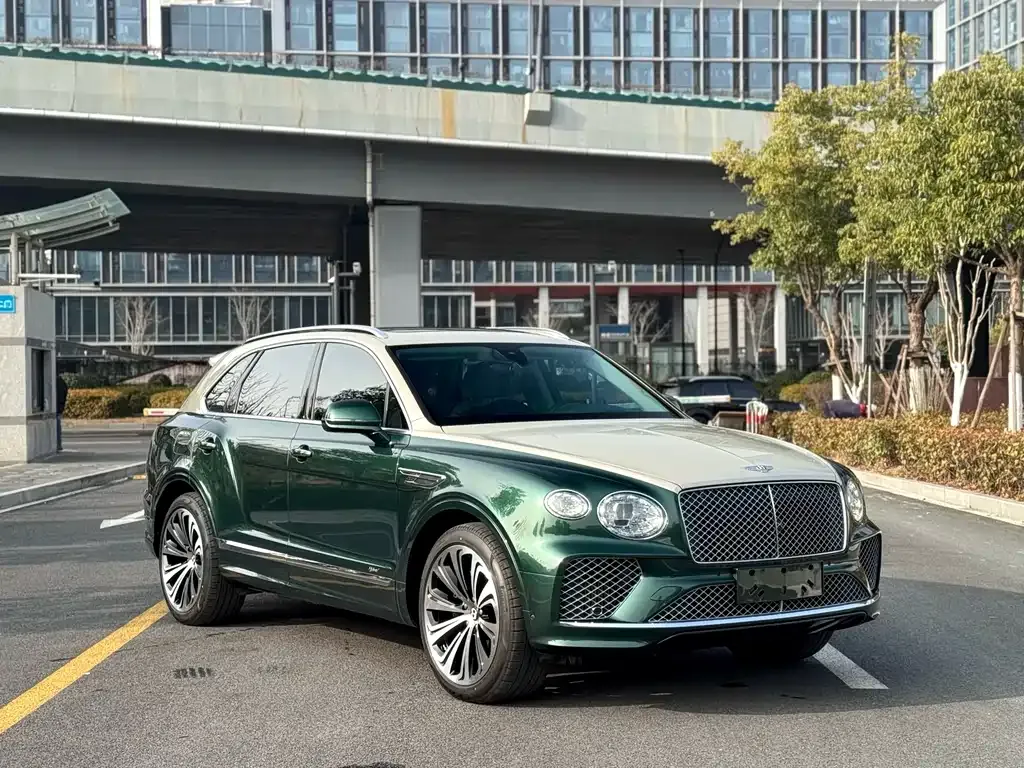 Bentley Bentayga PHEV — фото 4