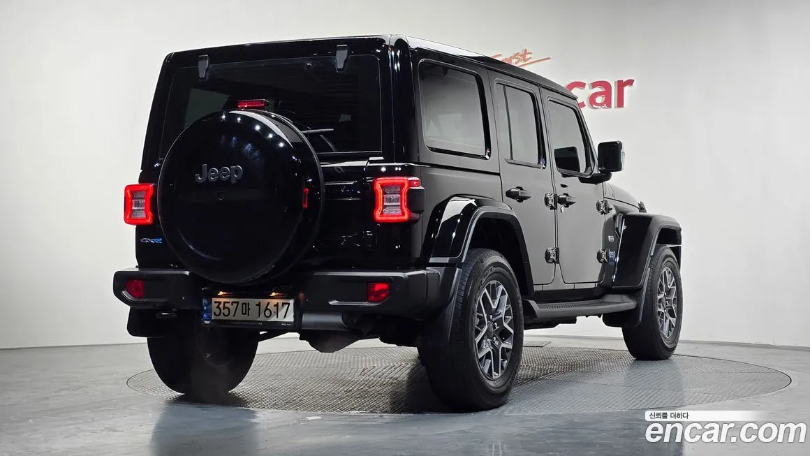 Jeep Wrangler — фото 4