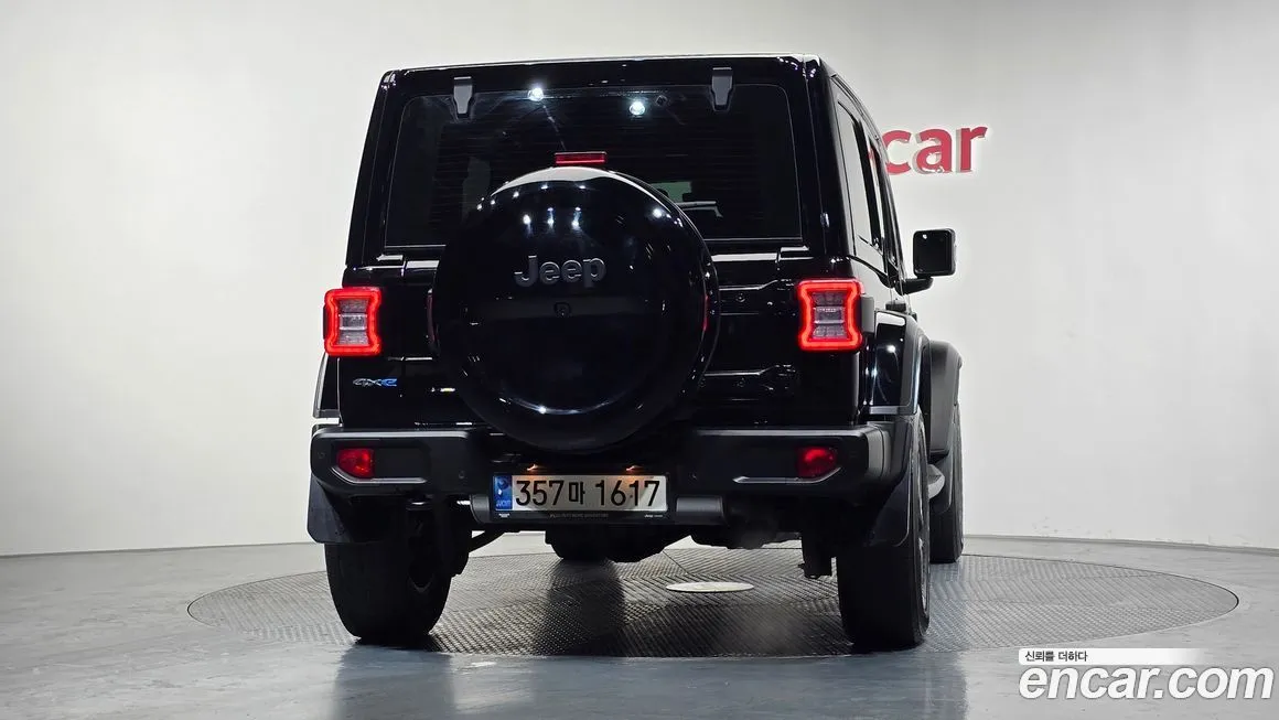 Jeep Wrangler — фото 2