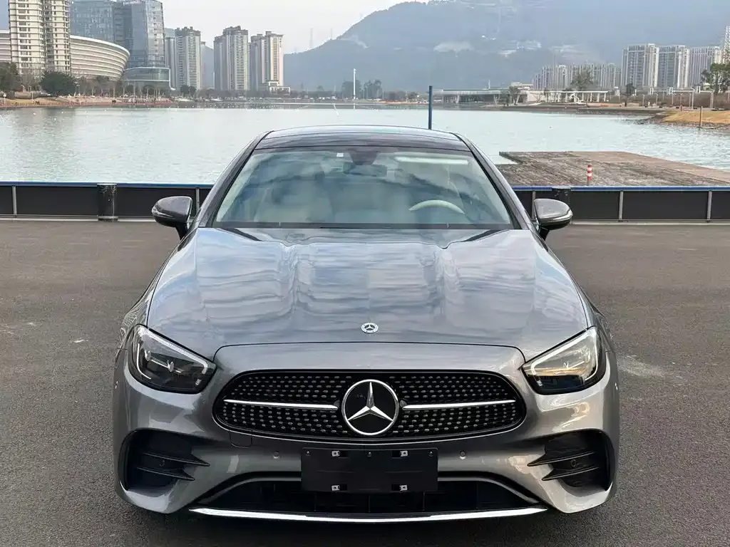 Mercedes-Benz E-Class (Import) — фото 2