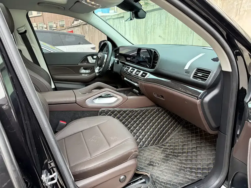 Mercedes-Benz GLS — фото 3