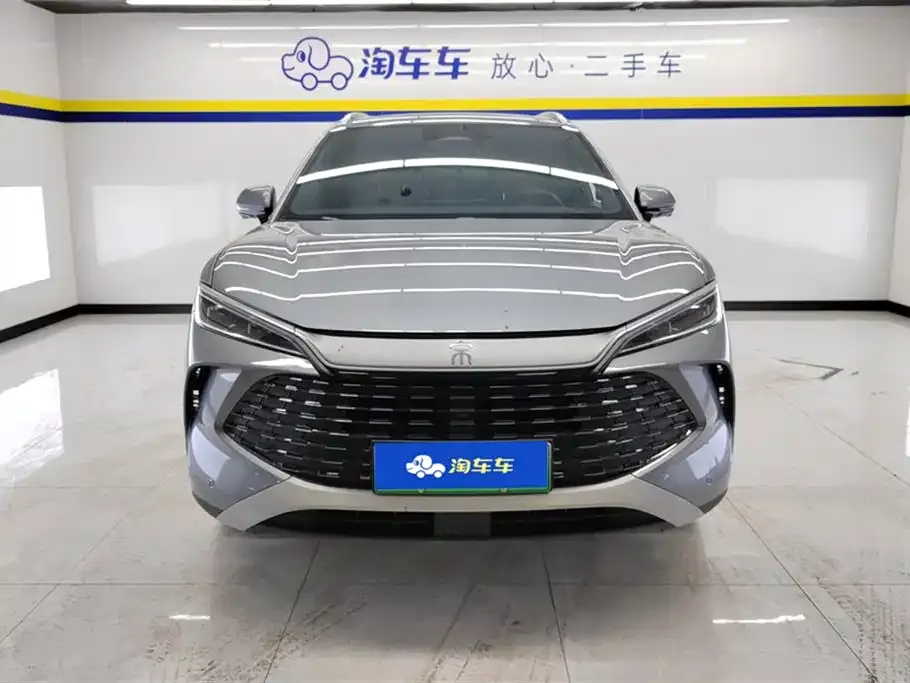 BYD L DM-i — фото 10