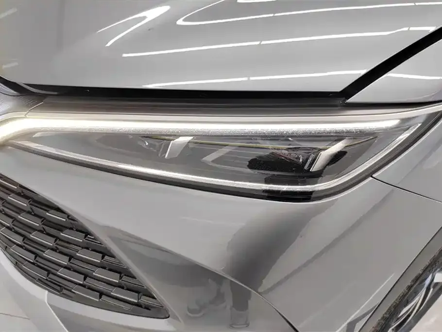 BYD L DM-i — фото 6