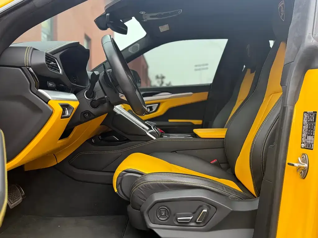 Lamborghini Urus — фото 5