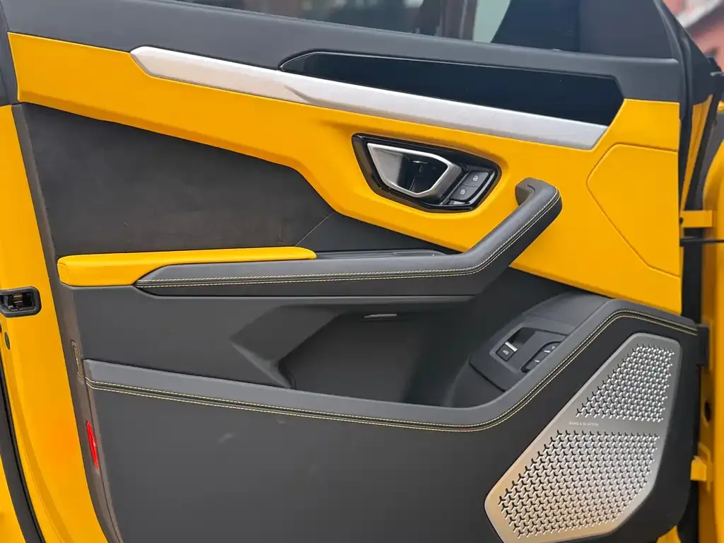 Lamborghini Urus — фото 4