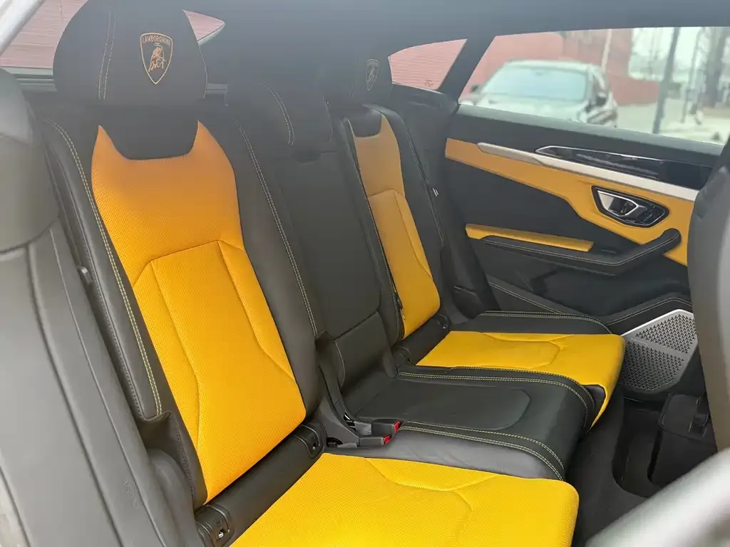 Lamborghini Urus — фото 8
