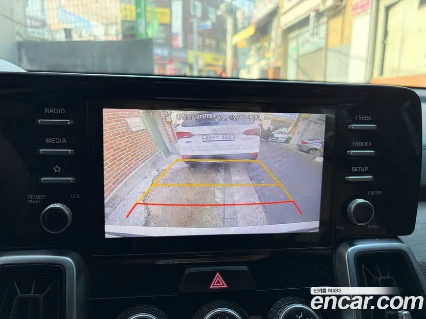 Kia Sorento — фото 8