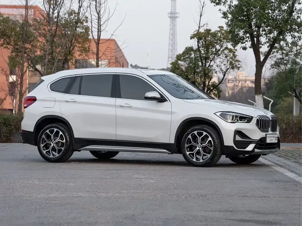 BMW X1 — фото 4