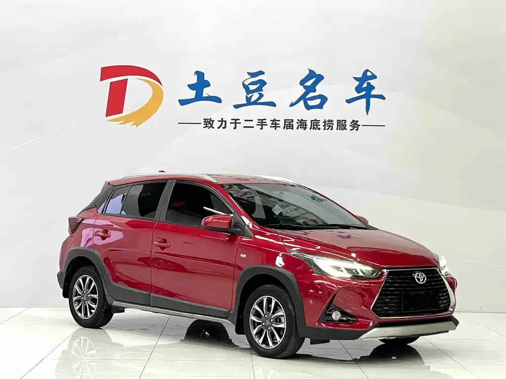 Toyota Yaris L — фото 4