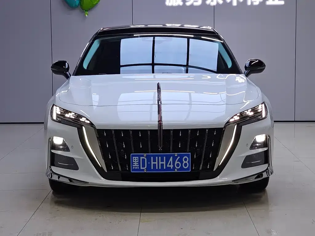 Hongqi H6 — фото 1