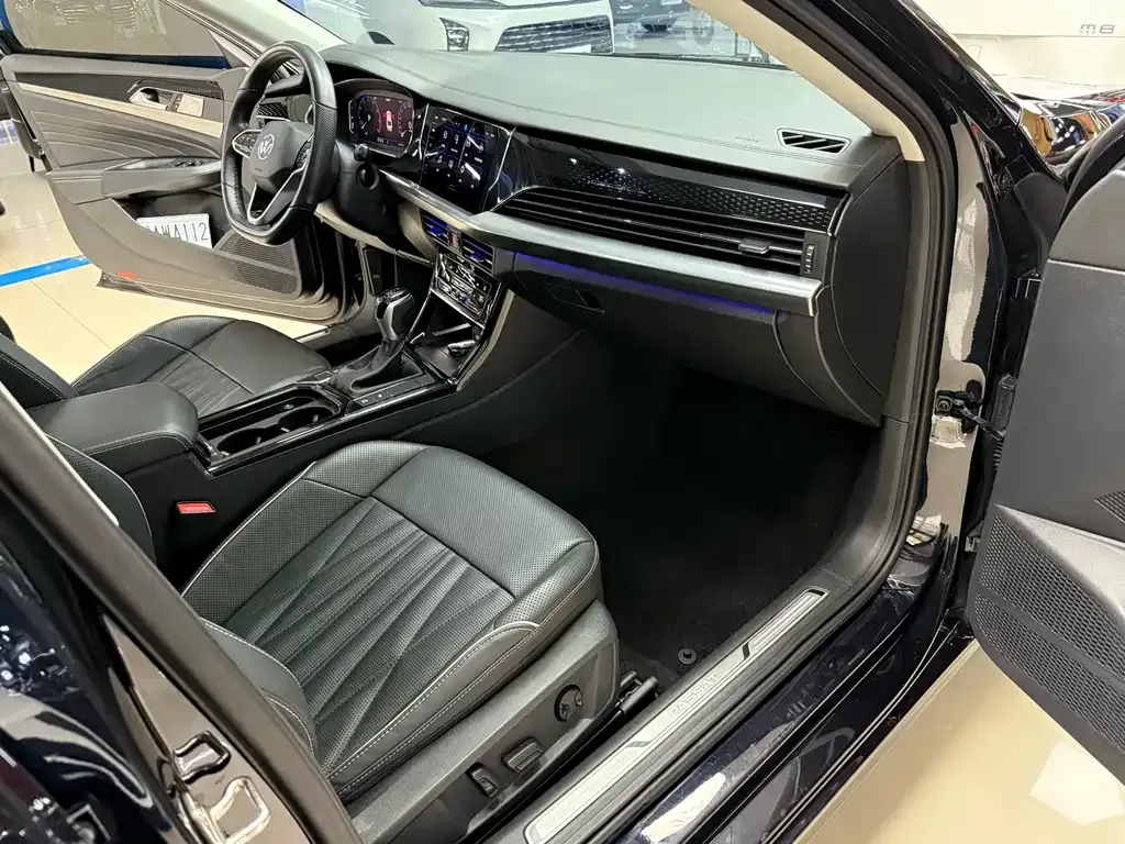 Volkswagen Passat — фото 9