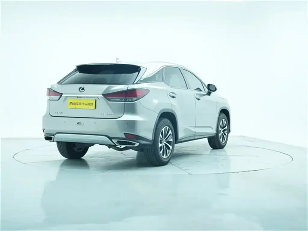 Lexus RX — фото 6
