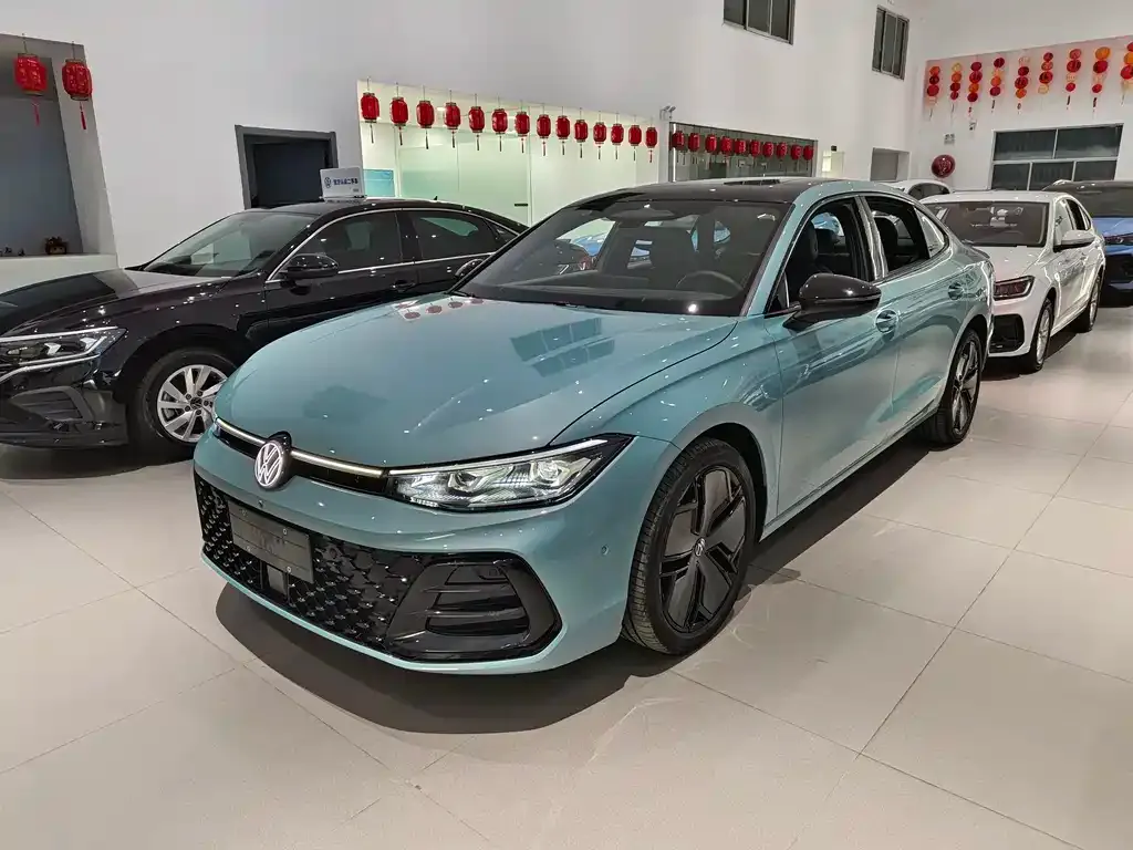 Volkswagen Passat — фото 1