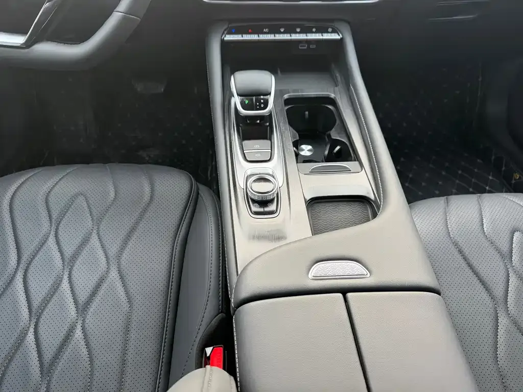 Chery Arrizo 8 PRO — фото 10