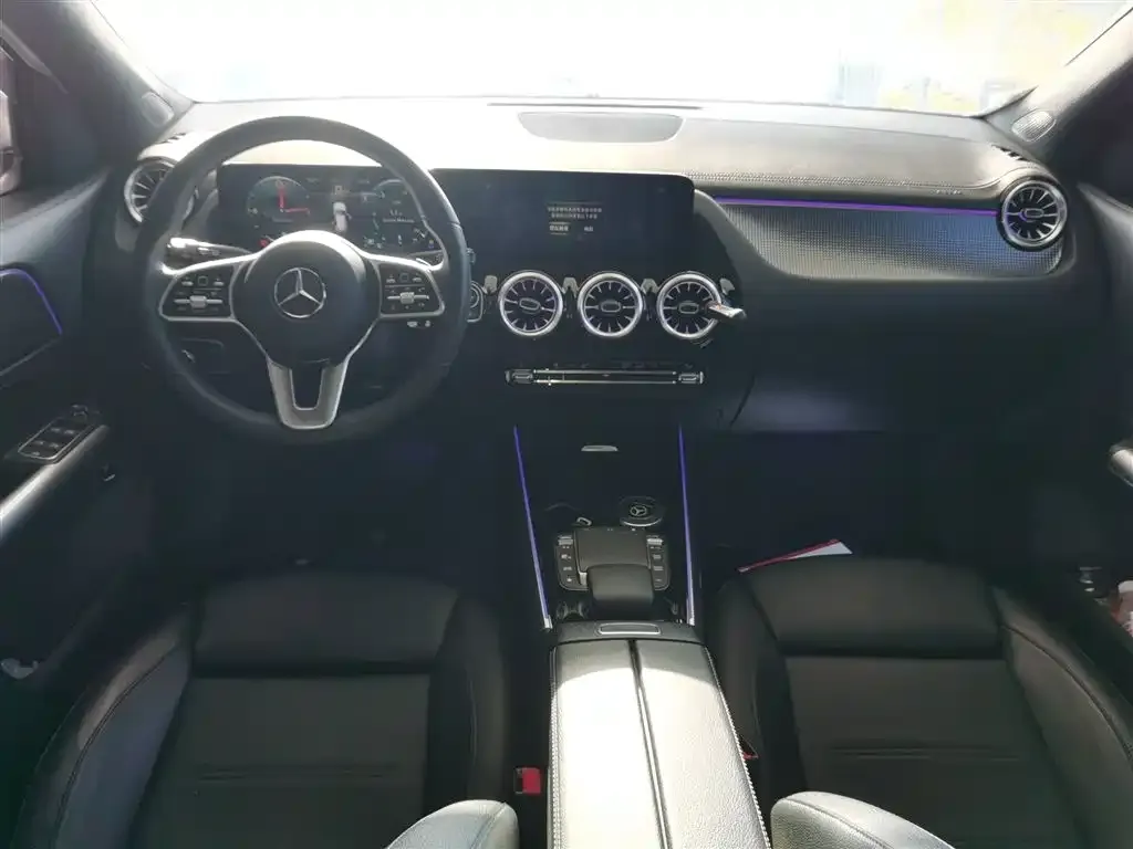 Mercedes-Benz GLA — фото 6