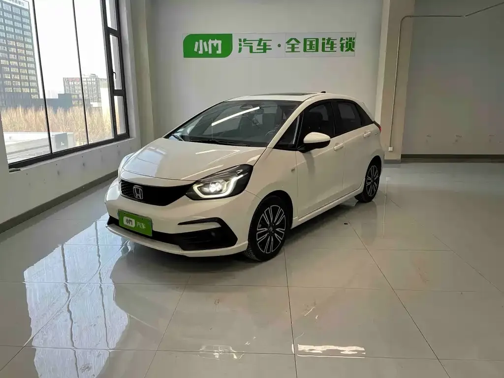 Honda Fit — фото 1
