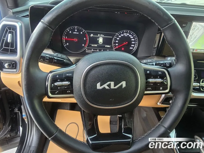 Kia Sorento — фото 4