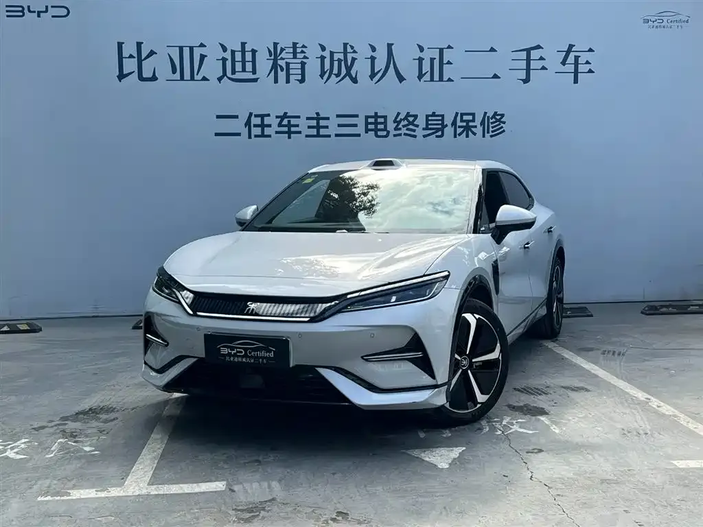 BYD L EV — фото 1