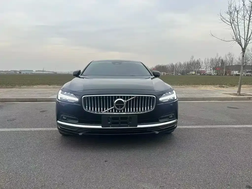 Volvo S90 — фото 3