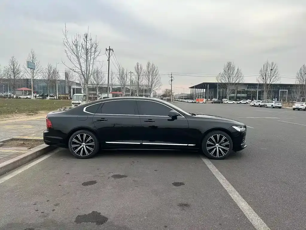 Volvo S90 — фото 8