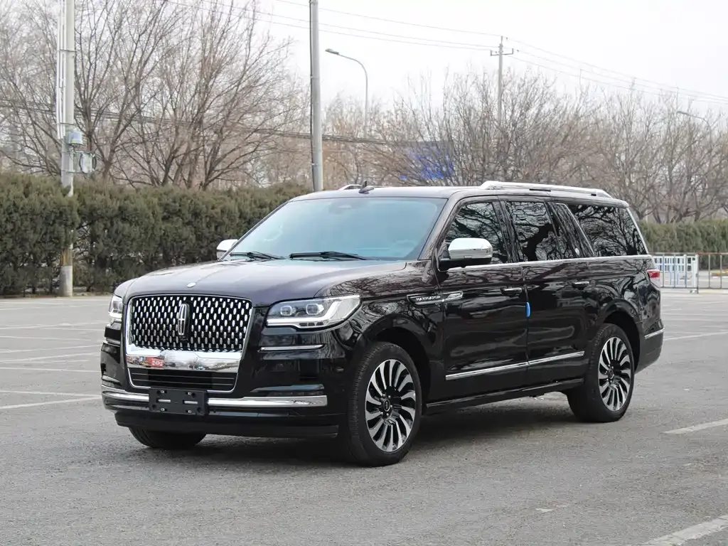 Lincoln Navigator One — фото 5