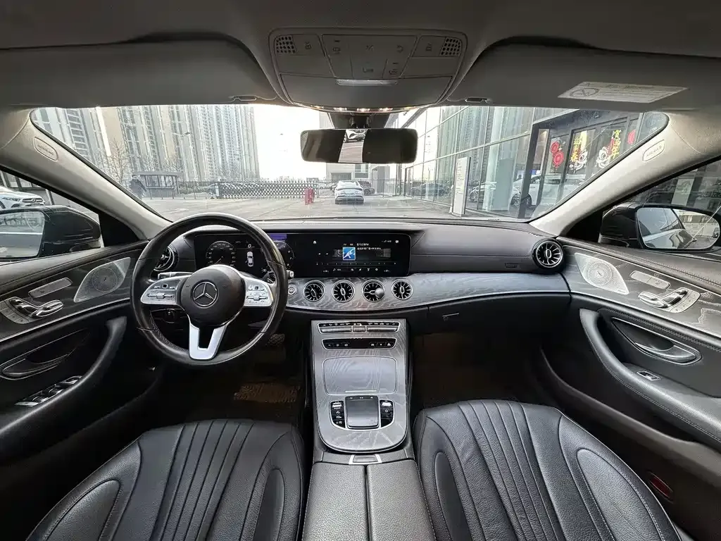 Mercedes-Benz CLS — фото 3