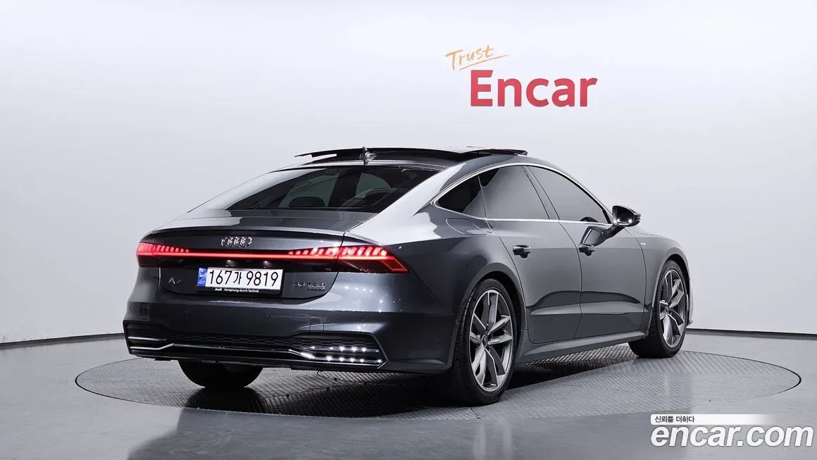 Audi A7 — фото 7