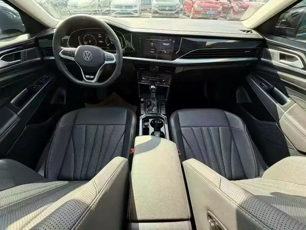 Volkswagen Passat — фото 8