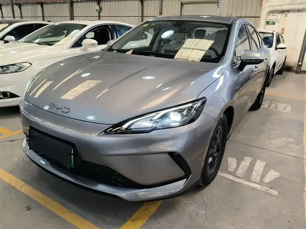 BYD Seal 05 DM-i — фото 1