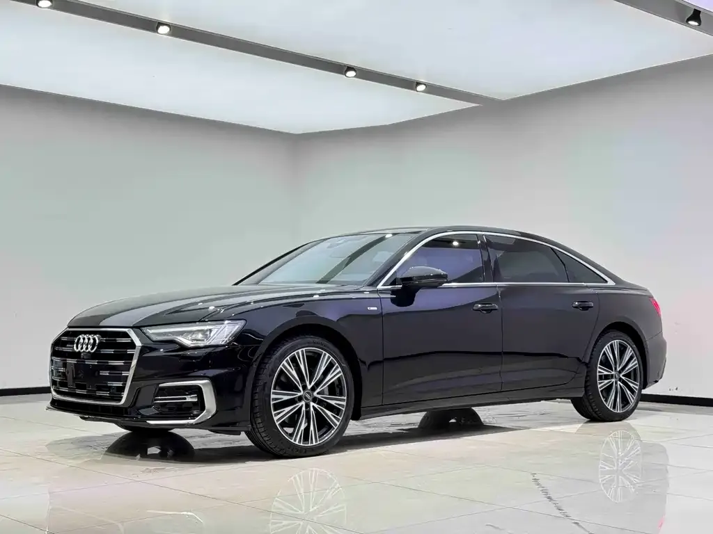 Audi A6L — фото 1