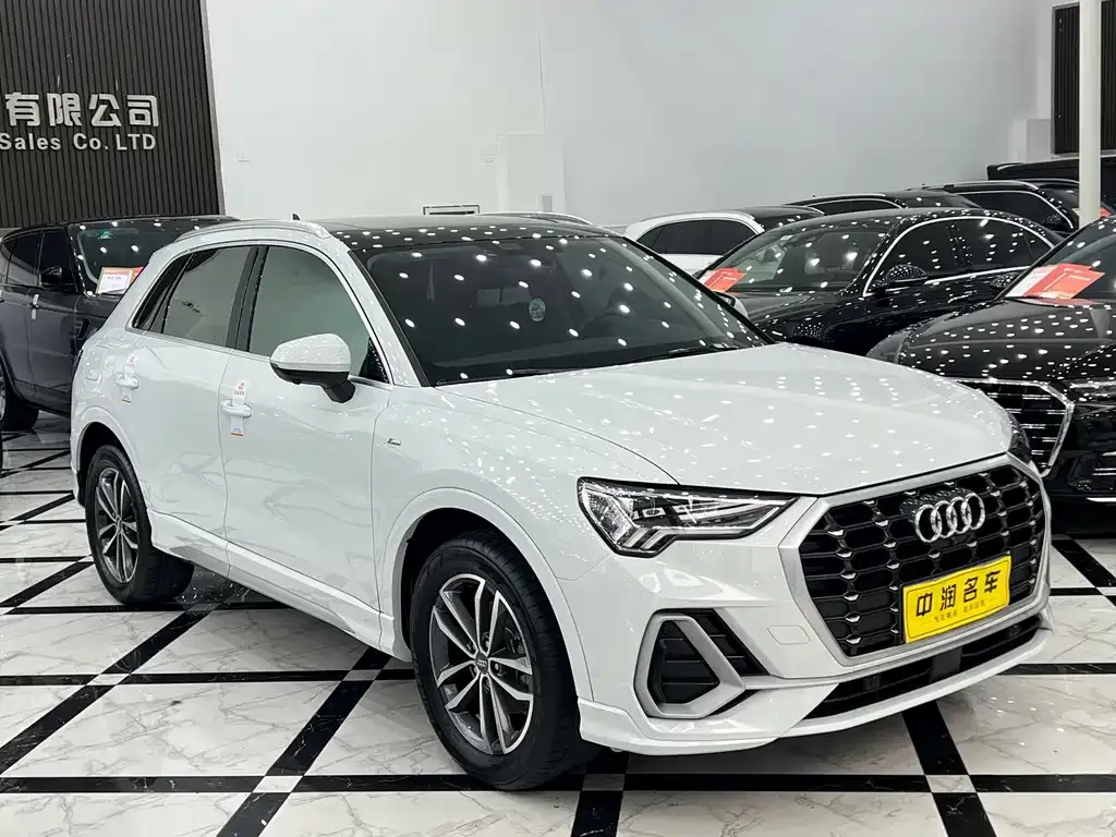 Audi Q3 — фото 9