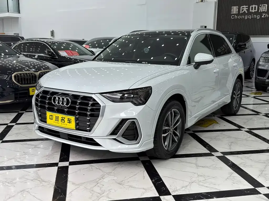 Audi Q3 — фото 10