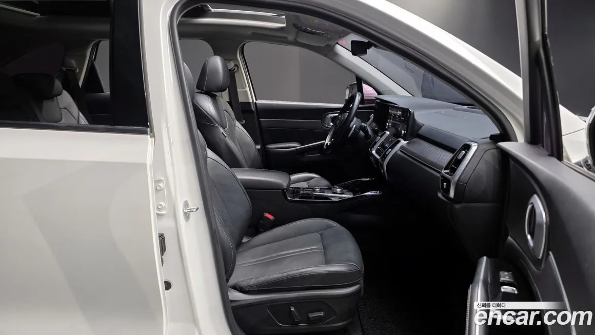 Kia Sorento — фото 5