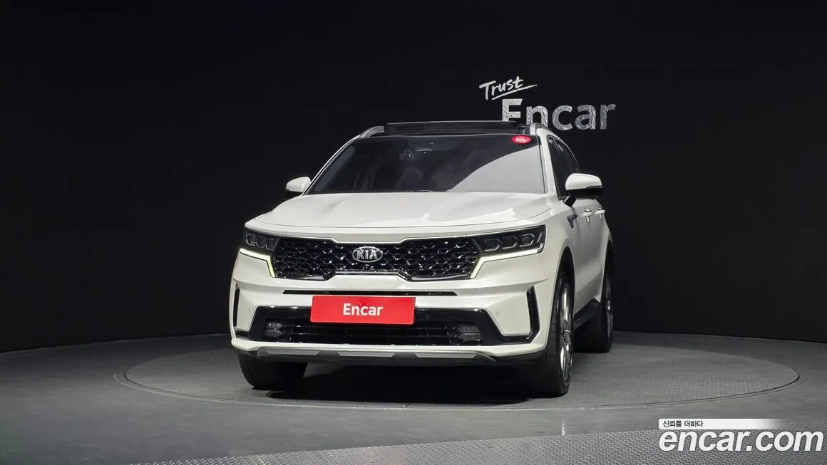 Kia Sorento — фото 9