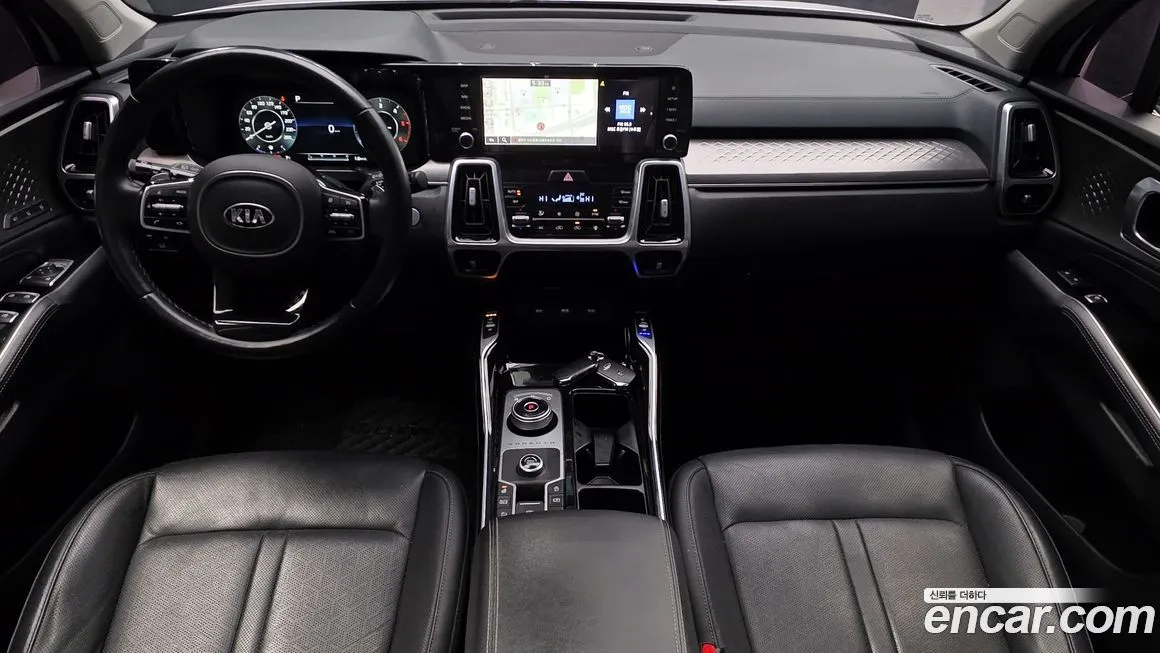 Kia Sorento — фото 6