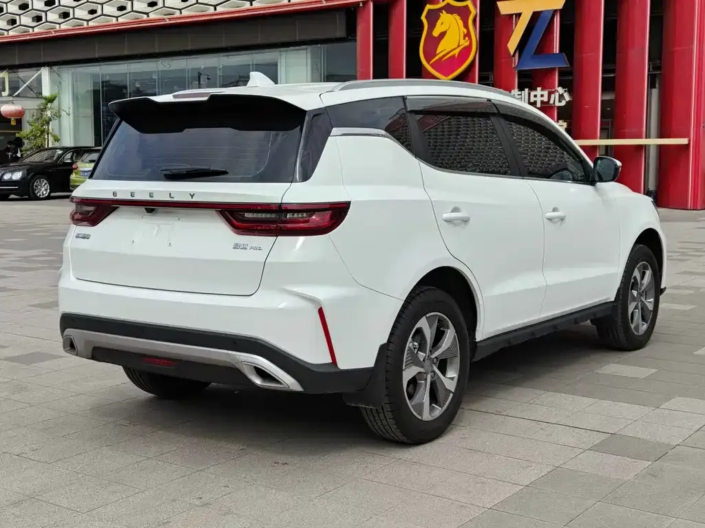Geely Haoyue PRO — фото 9