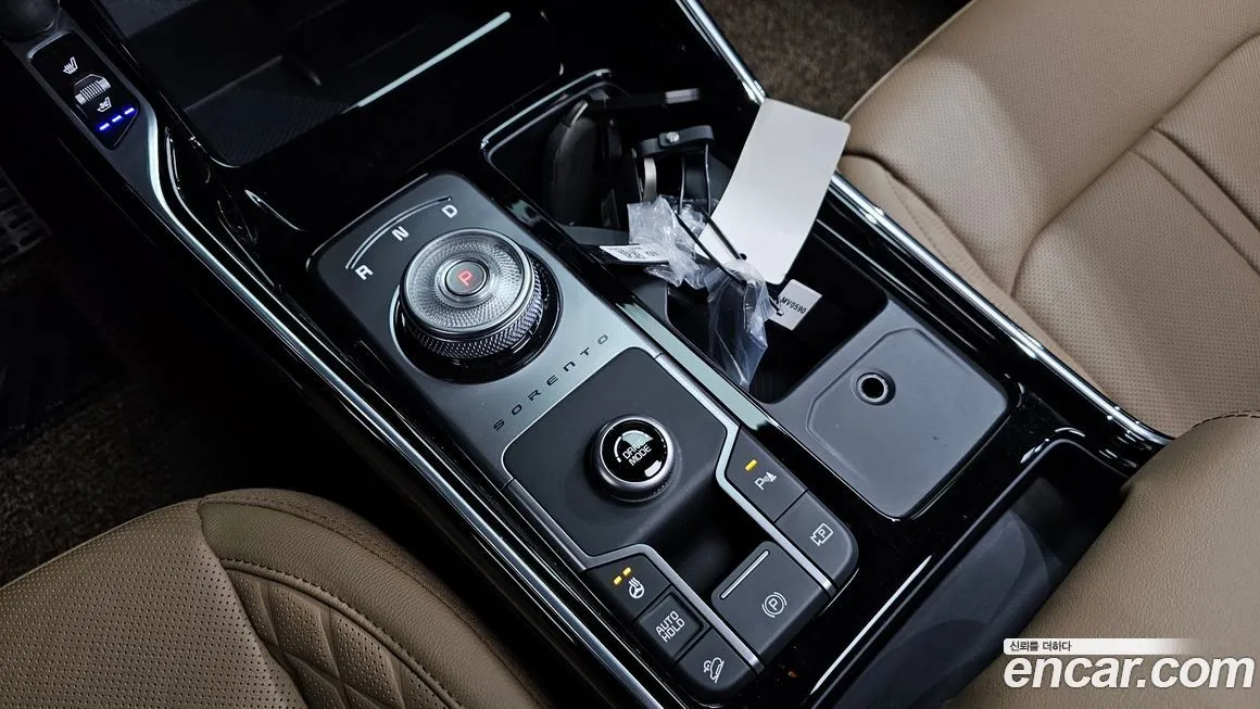 Kia Sorento — фото 8