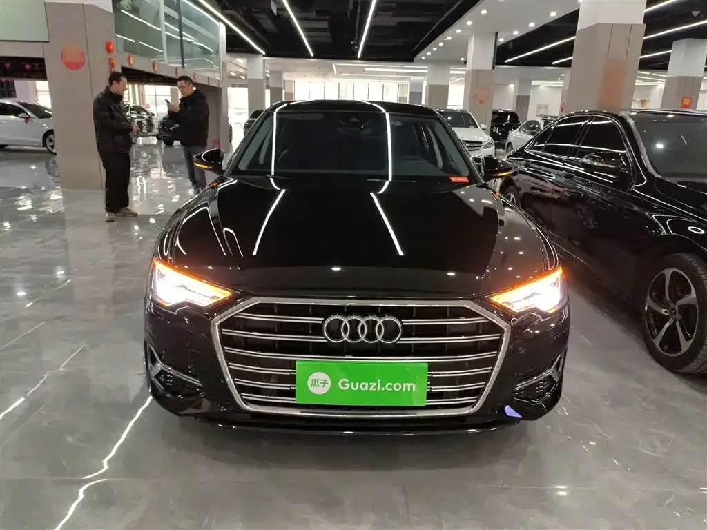 Audi A6L — фото 10