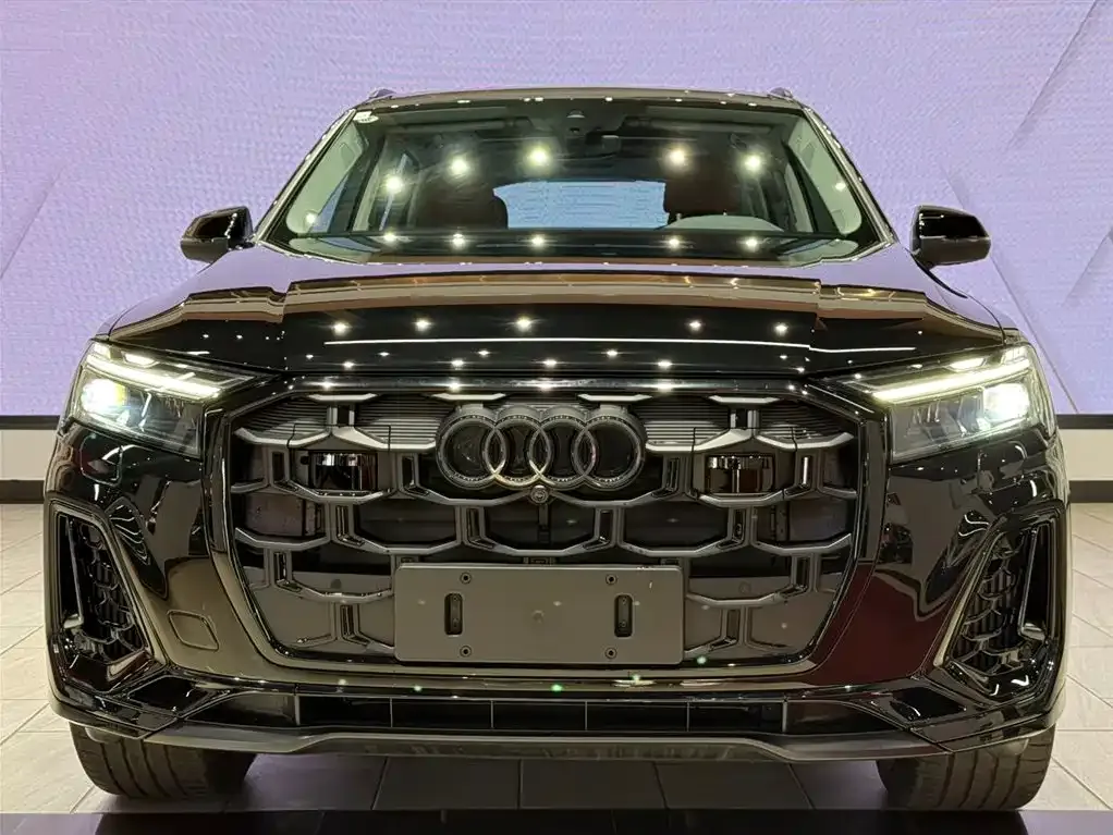 Audi Q7 — фото 3