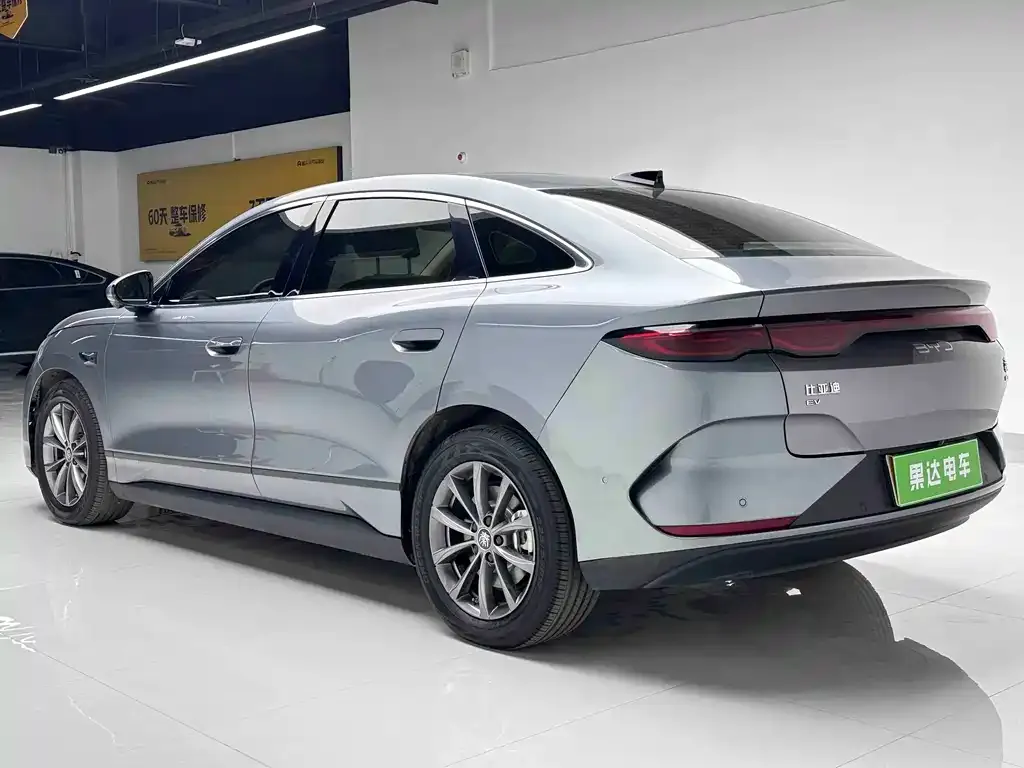 BYD Qin L — фото 8
