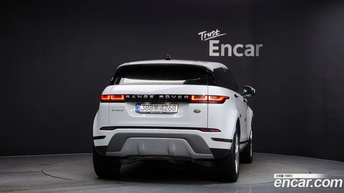 Land Rover Range Rover Evoque — фото 3