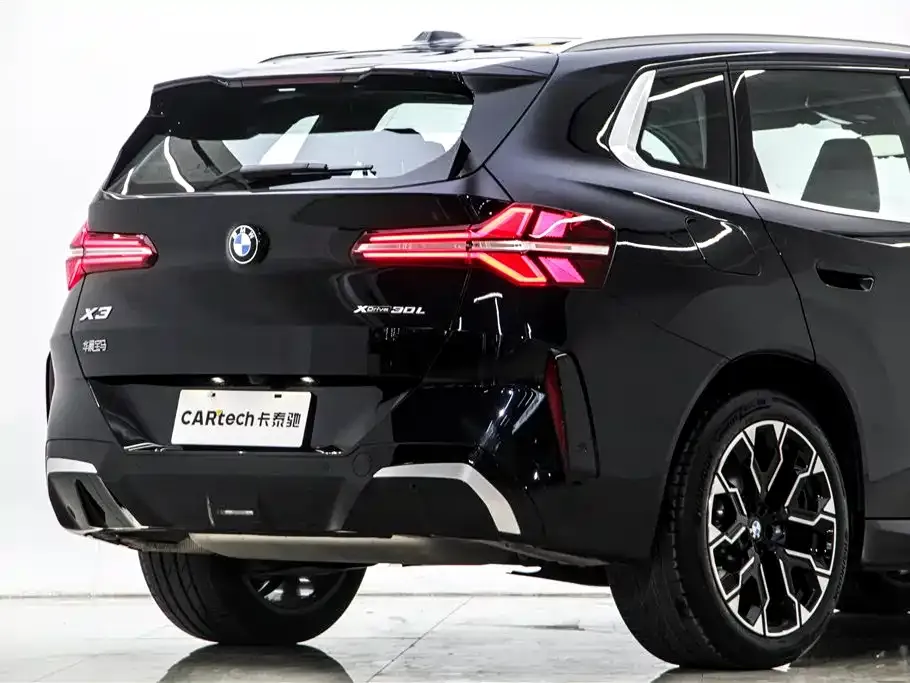 BMW X3 — фото 9