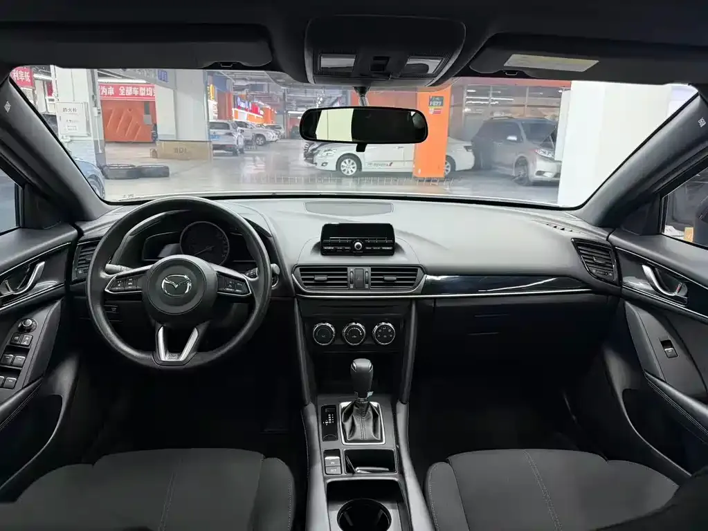 Mazda CX-4 — фото 4