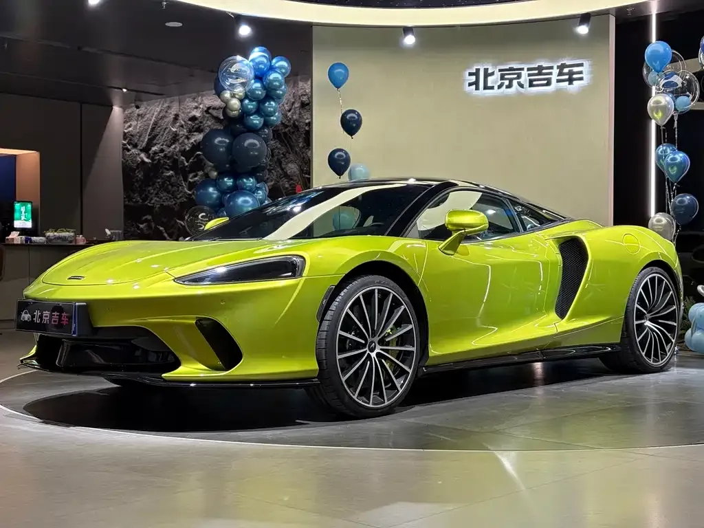 McLaren GT — фото 1