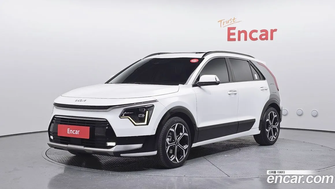 Kia Niro — фото 1