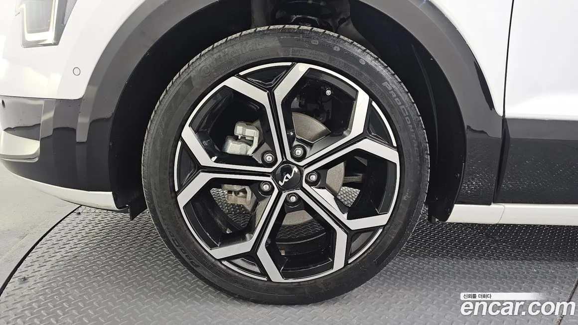 Kia Niro — фото 10
