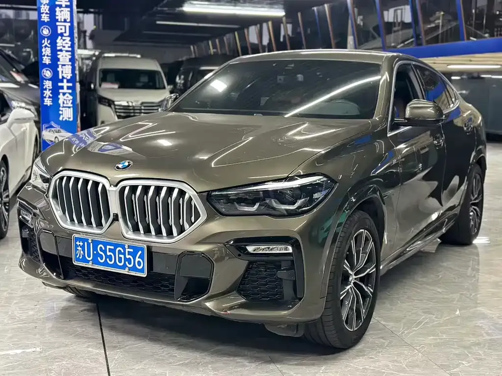 BMW X6 — фото 1